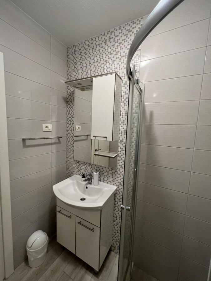 Apartments Villa Nova With Pool Makarska Zewnętrze zdjęcie